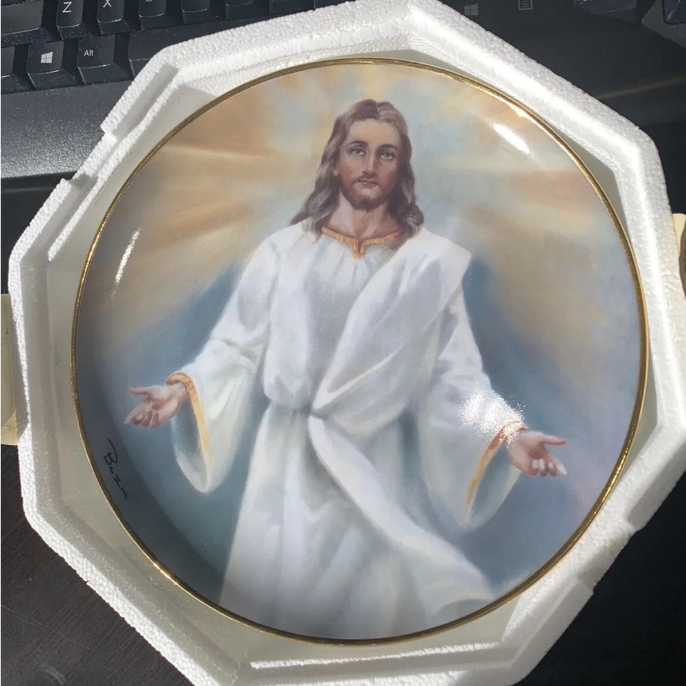 Franklin Mint Heโ Is Risen Porcelain Plate Limited Edition Heirloom